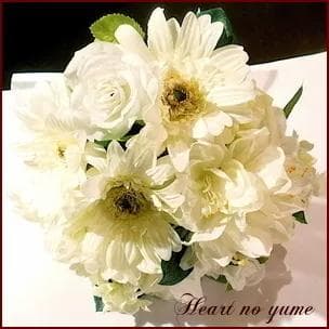 アーティフィシャルフラワー　高級造花　ガーベラクラッチブーケ