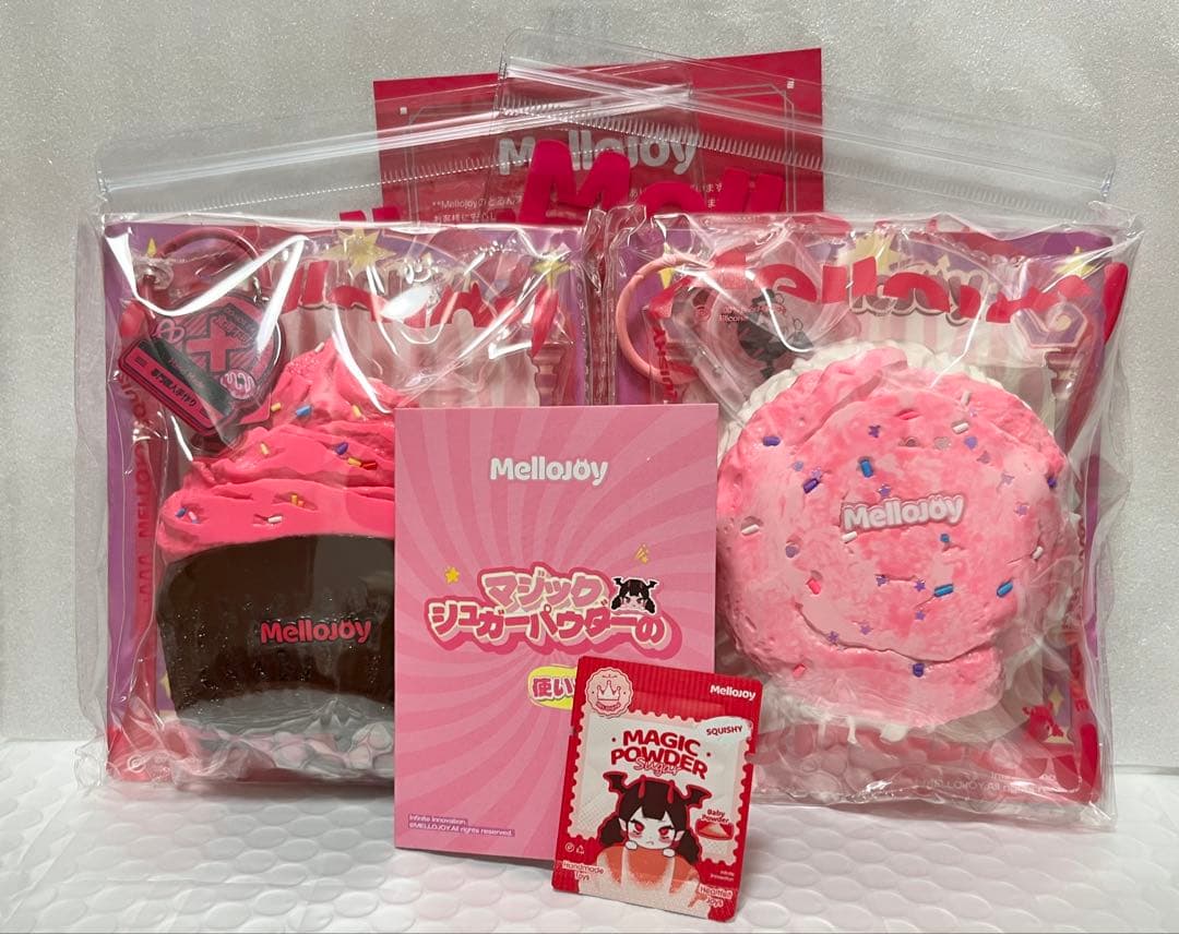 mellojoyカップケーキか？いちごミルクフォームドールハウスのデザートセット