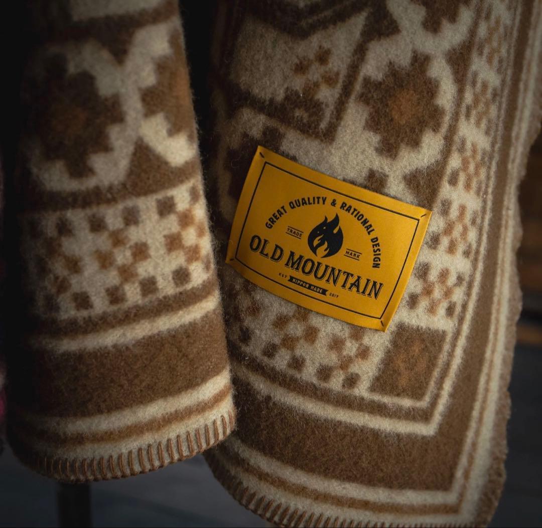 kakemono.冬　クリーム