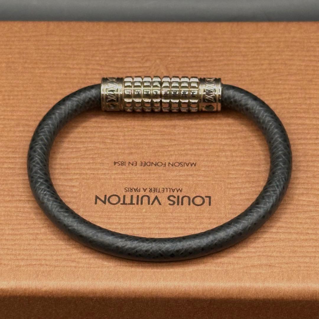 LOUIS VUITTON ブラスレ ディジット タイガ M6629E