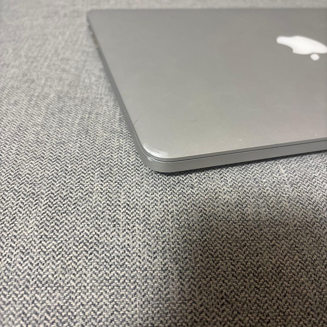 Apple MacBook Pro 13インチ　8GB　1TB