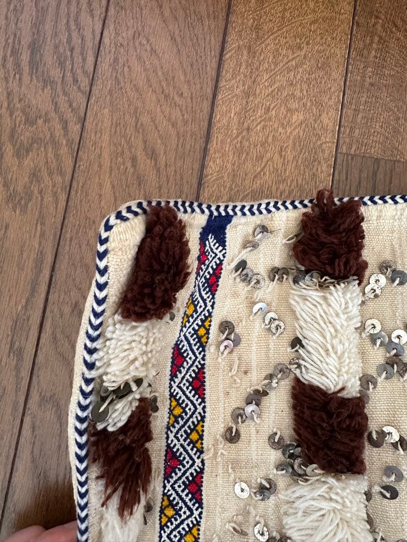 モロッコ現地購入　テキスタイル飾り布