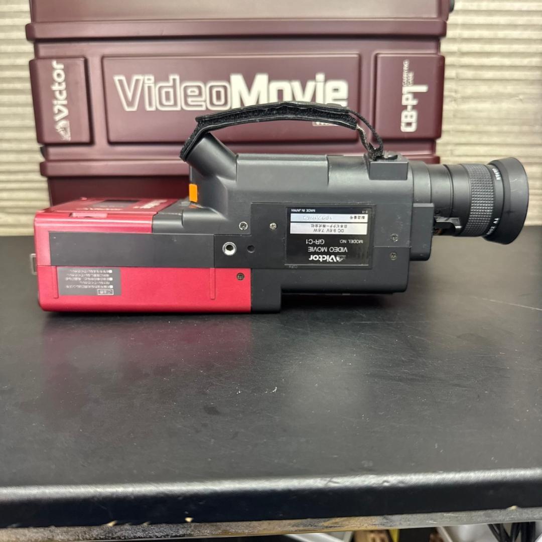 ☆ジャンク　ビクター　ビデオムービー　GR-C1　ケース付　Victor