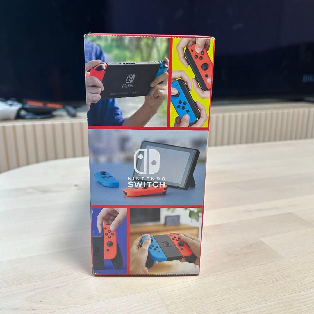 Nintendo Switch 本体 箱付属品完備 動作確認済 目立った傷なし