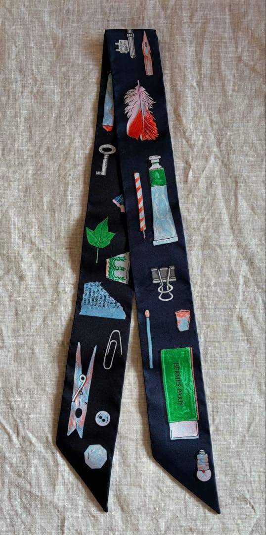 エルメス　ツイリー　インザポケット　未使用タグ付