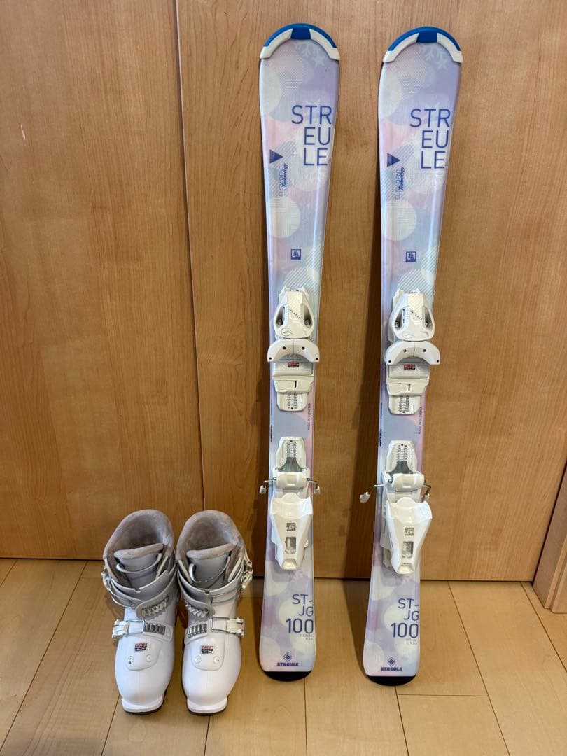 ジュニア　スキー3点セット　板100、ブーツ19〜19.5cm、ストック80cm