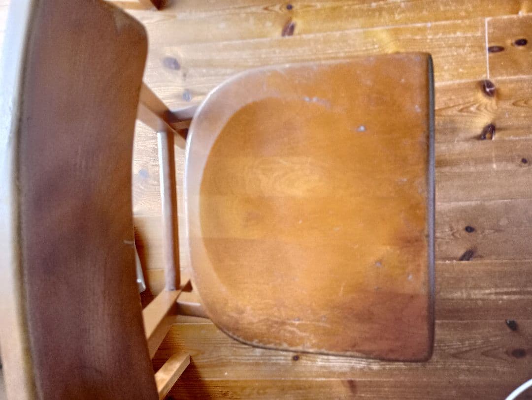 木製アンティーク椅子　チェア