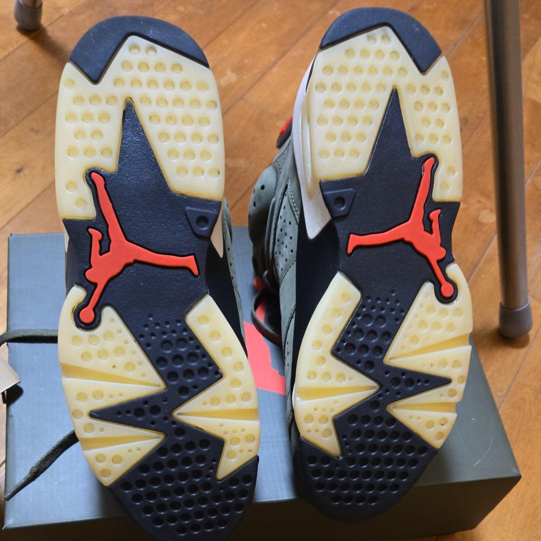 トラヴィススコット Air Jordan 6 オリーブ/ブラック/オレンジ
