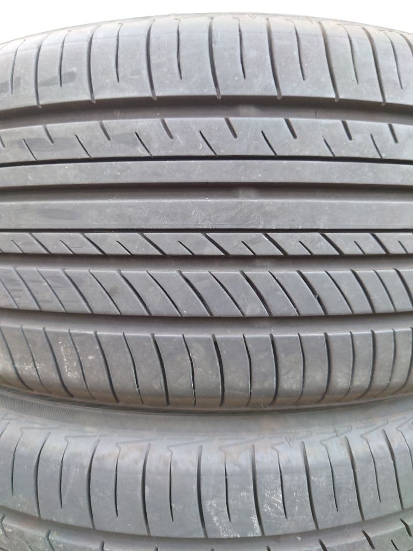 送料込　225/45R18 YOKOHAMA ADVAN dB V552　4本