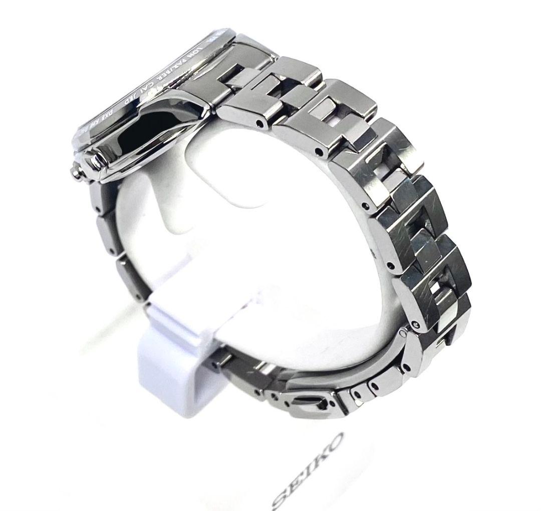 SEIKO　LUKIA　ルキア　ラッキーパスポート　電波ソーラー　ダイヤシールド