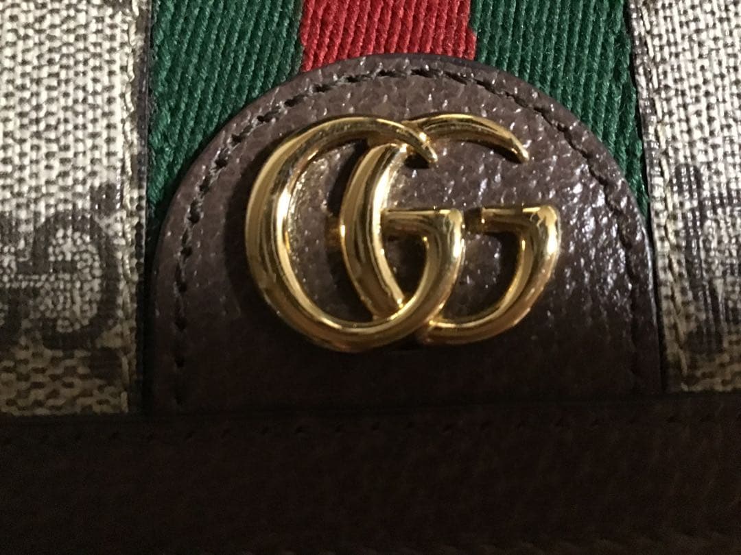 グッチ オフィディア 二つ折り財布 国内正規店購入品