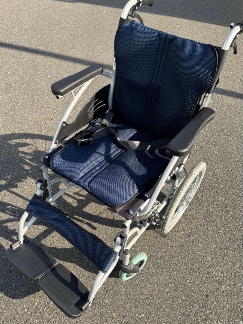 超美品　日本製　洗える介助式車椅子