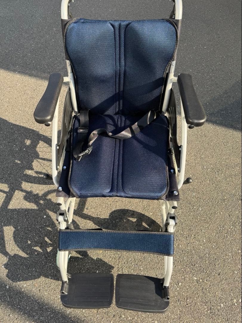 超美品　日本製　洗える介助式車椅子