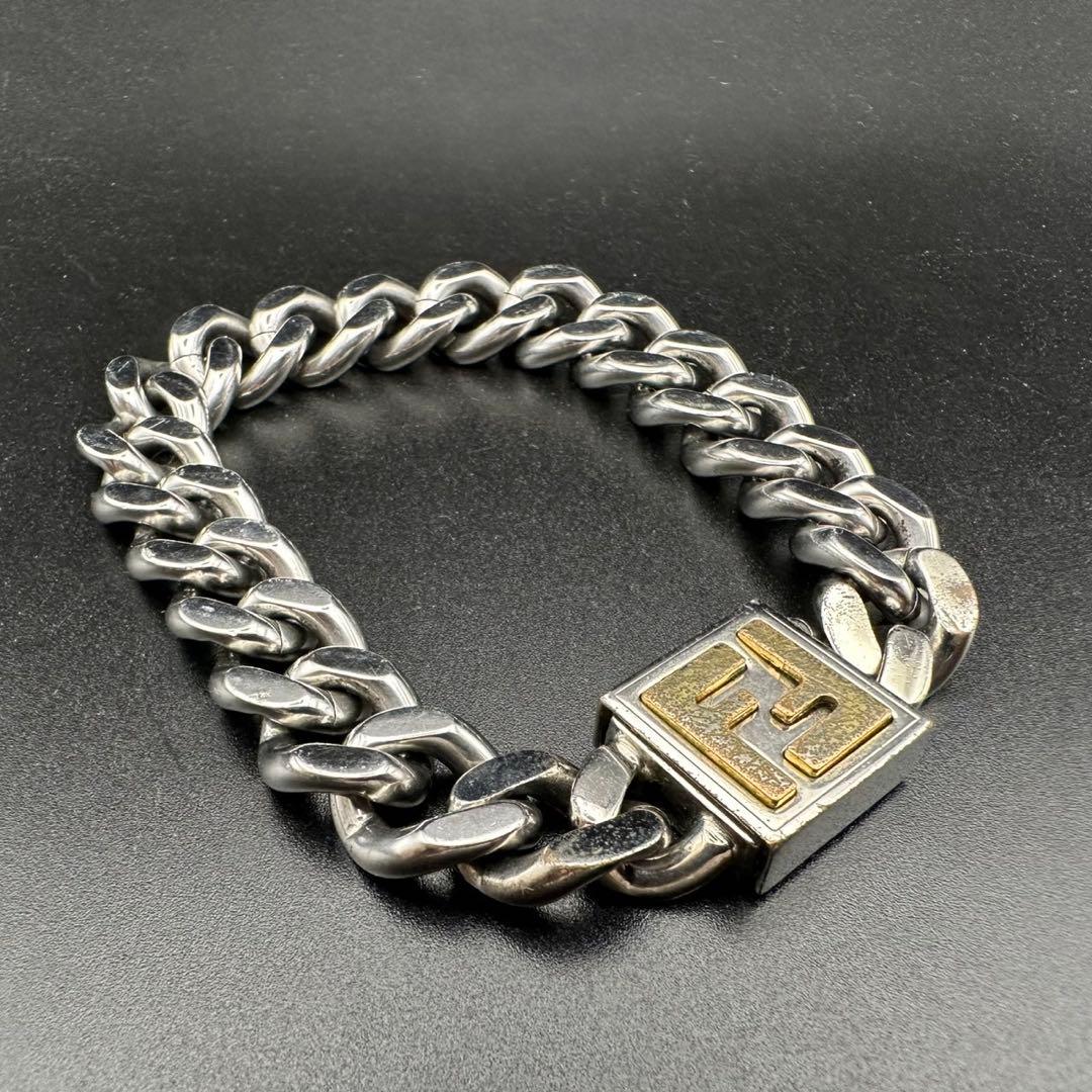 美品✨　FENDI　フェンディ　ブレスレット　喜平　チェーン　ロゴ　1429