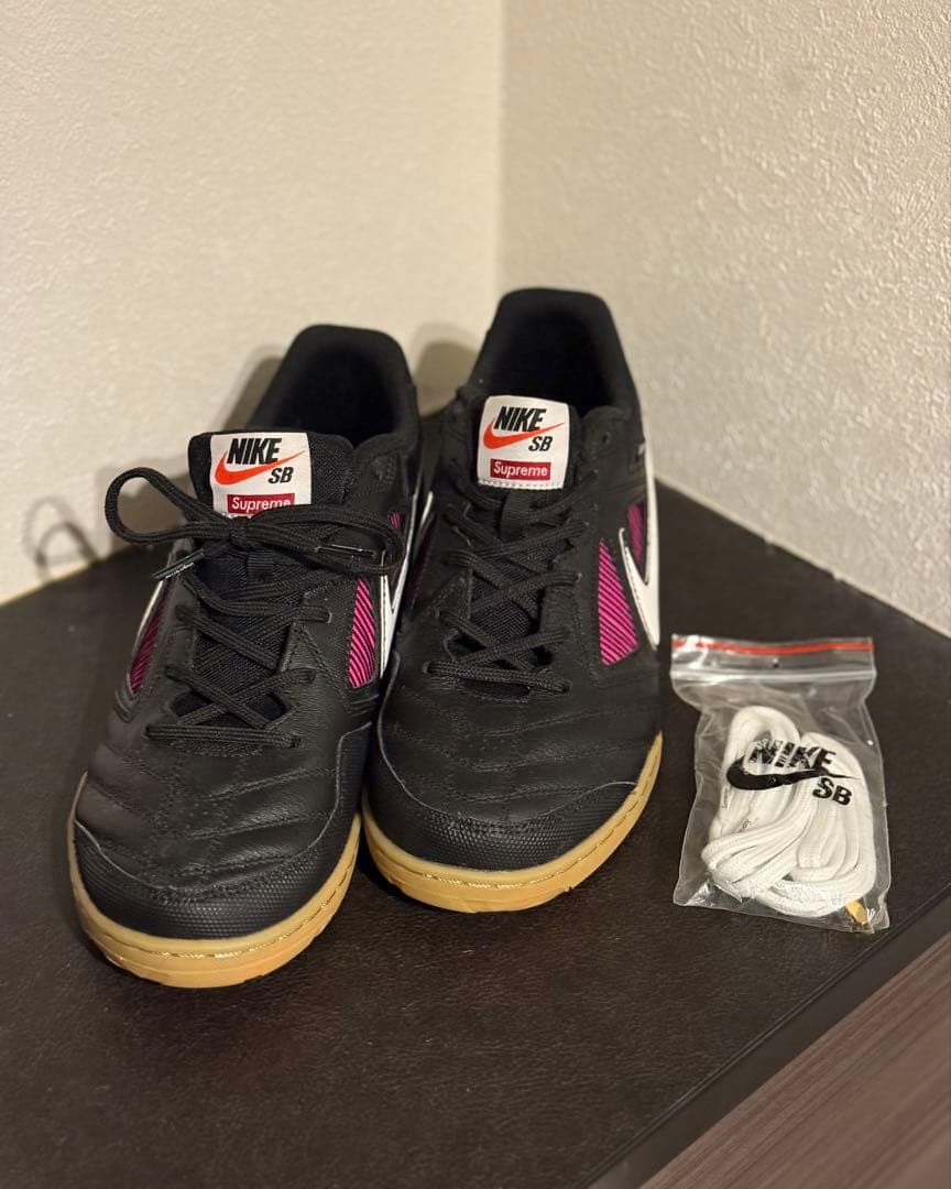 【完全新品未着用】NIKE SB × supreme/SB GATO QS