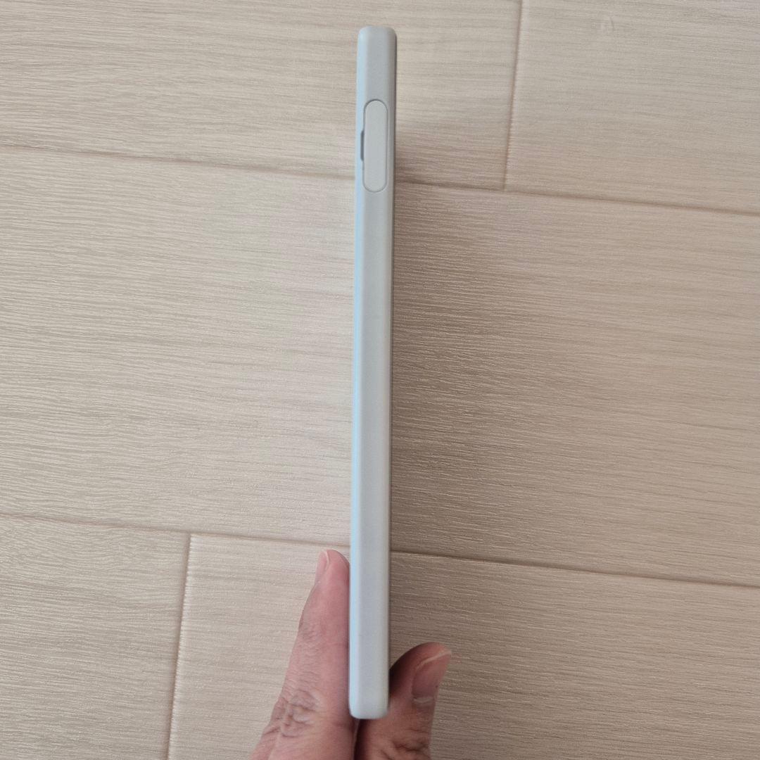 ​美品 Xperia 10 IV ホワイト 128GB SOG07 SIMフリー