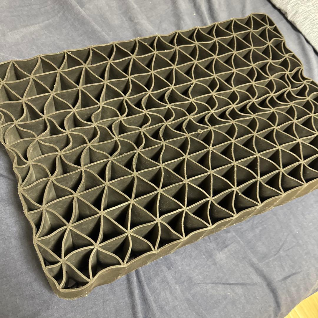 ヒツジのいらない枕〜至極〜　枕カバーあり・箱無し