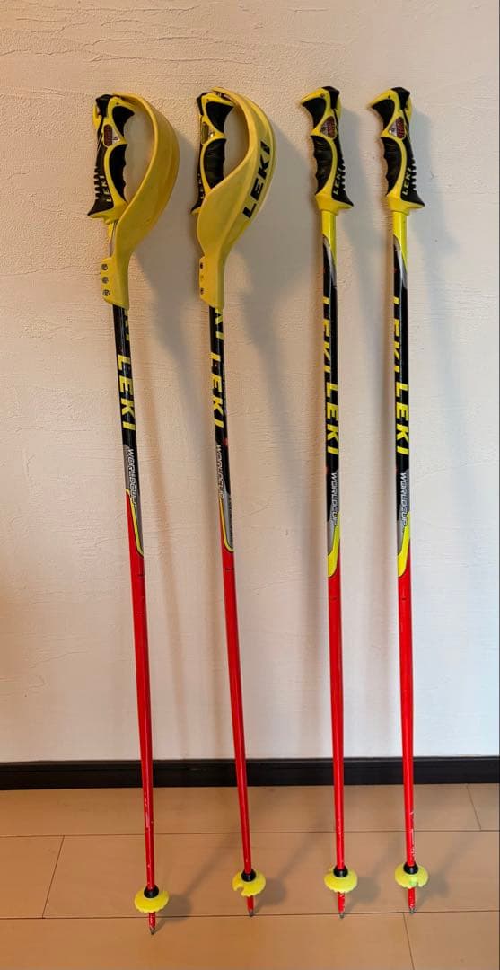 SL 156cmのNORDICAスキー板 ストック付