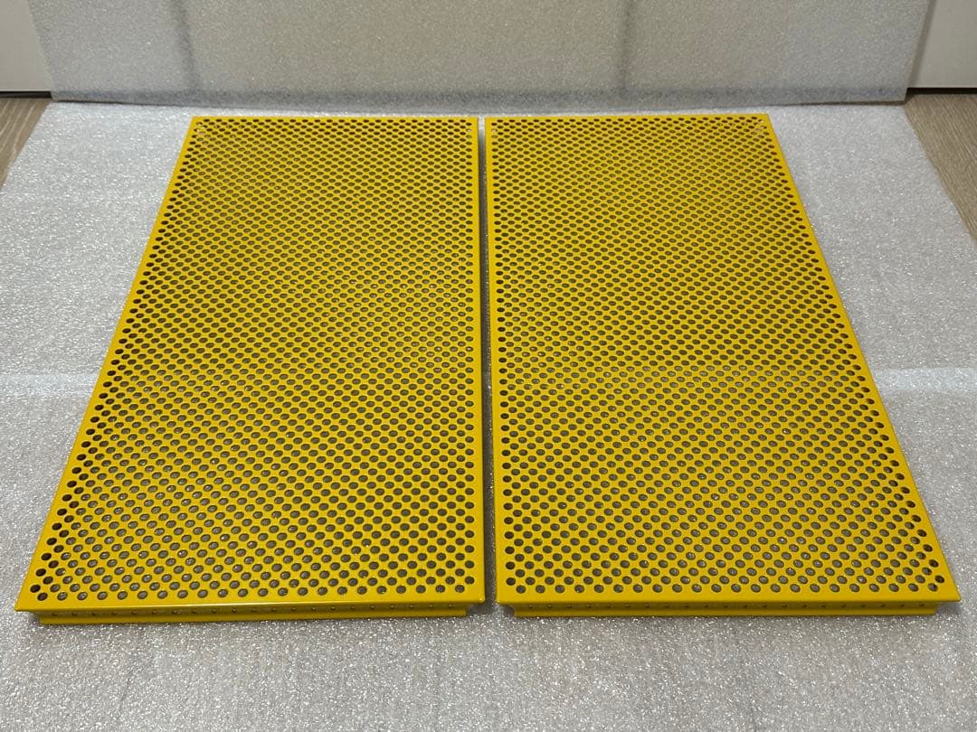 USMハラー 純正 パンチングパネル 500×250モジュール イエロー 2枚②