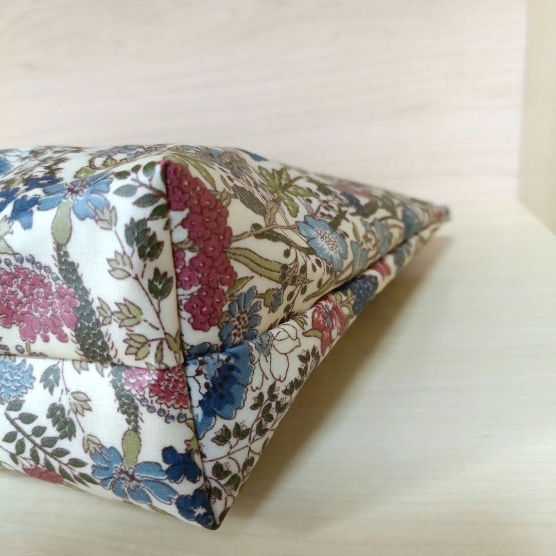 【大】ラミネートポーチ　花柄ポーチ　オムツポーチ　トラベルポーチ　ハンドメイド