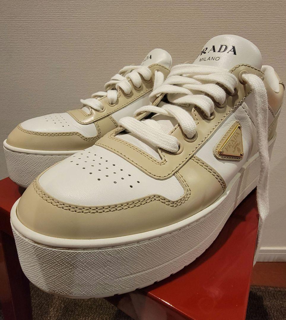 【美品・お値下】 プラダ ダウンタウン ボールド レザー スニーカー