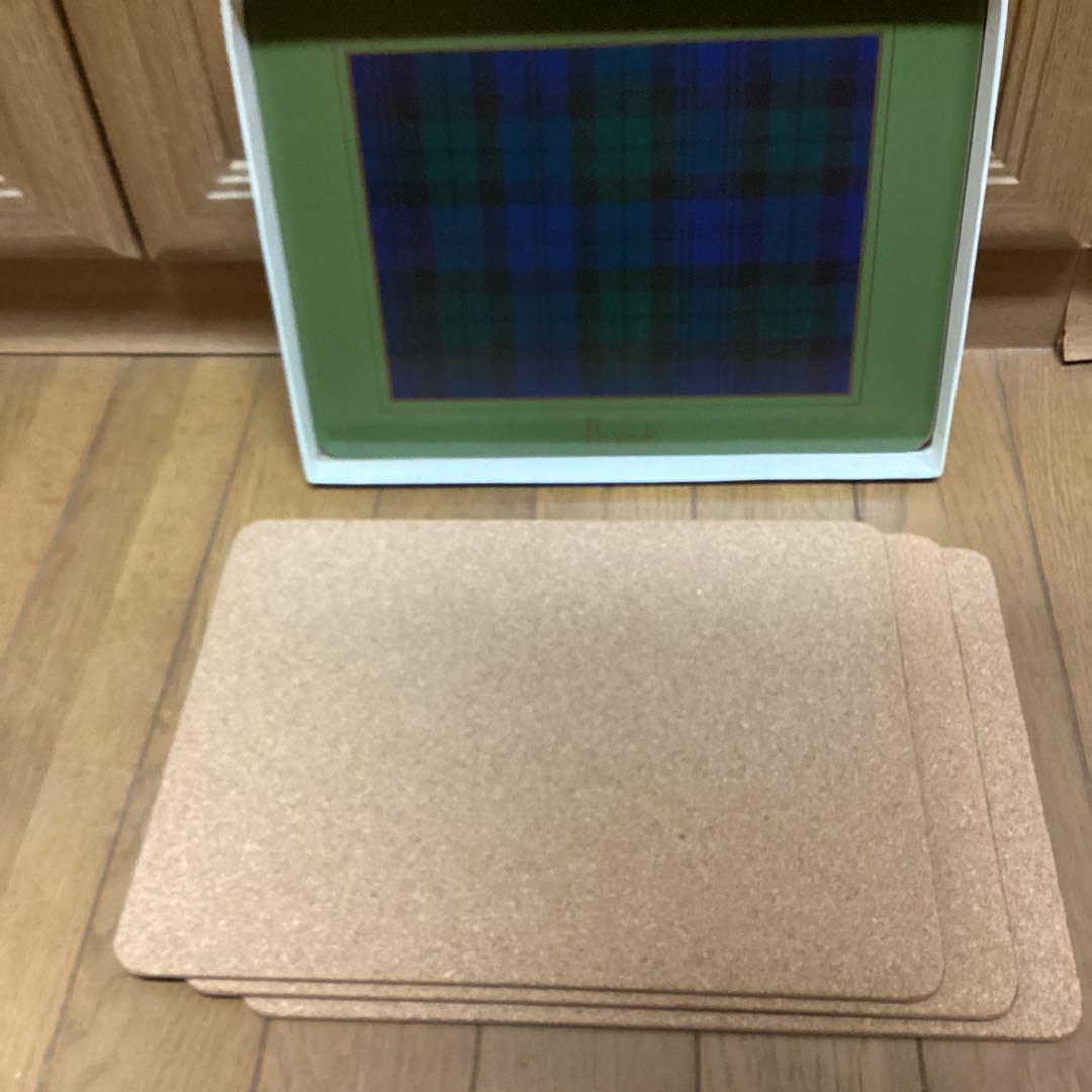 ハロッズナイトブリッジ　《テーブルマット４枚　コースター４枚》ハロッズより直輸入