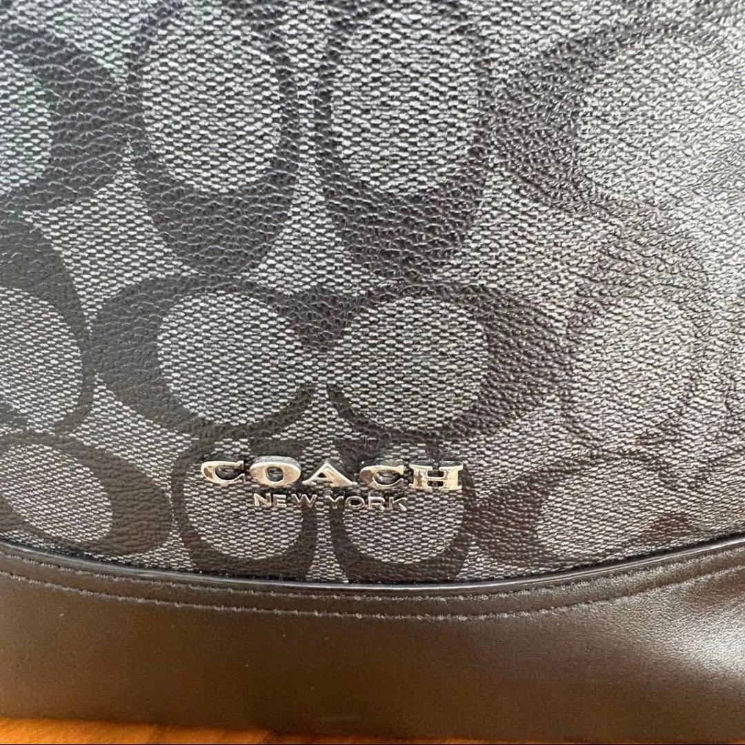 COACH ボディバッグ ショルダーバッグ グレー ロゴパターン