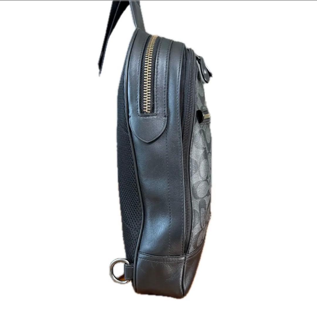 COACH ボディバッグ ショルダーバッグ グレー ロゴパターン