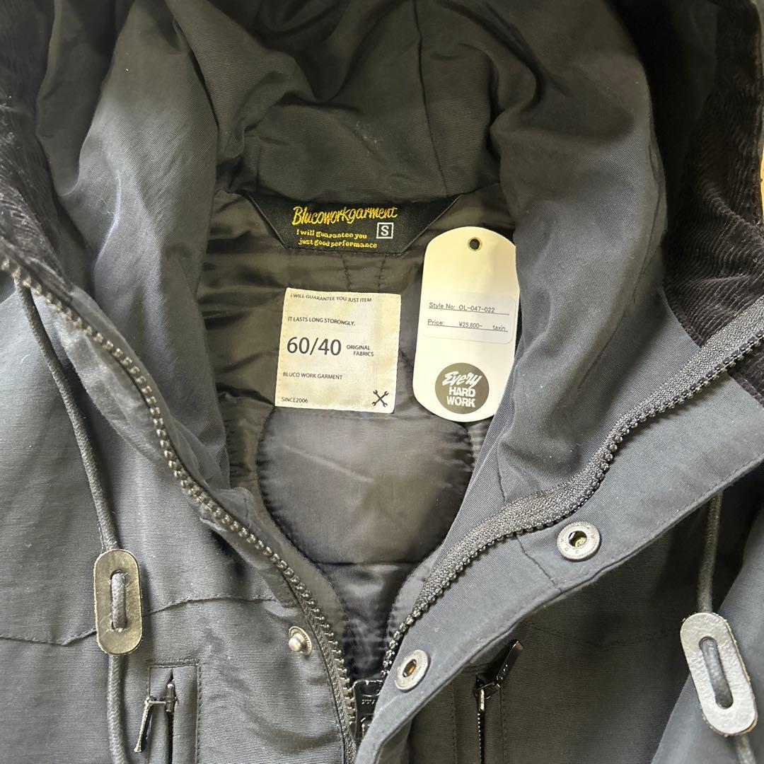 ブルコ　マウンテンパーカー