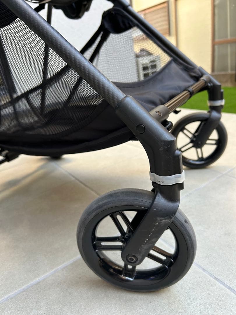 【美品】Cybex サイベックス　メリオカーボン　シーシェルベージュ　ホルダー付