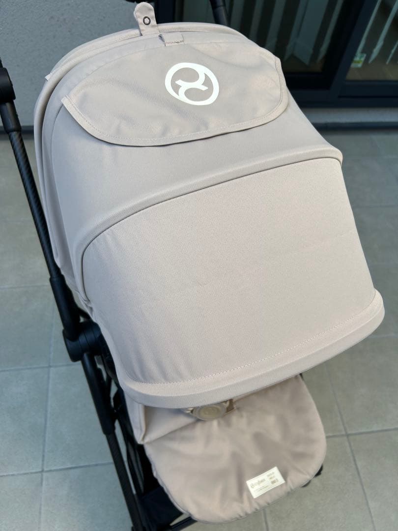 【美品】Cybex サイベックス　メリオカーボン　シーシェルベージュ　ホルダー付