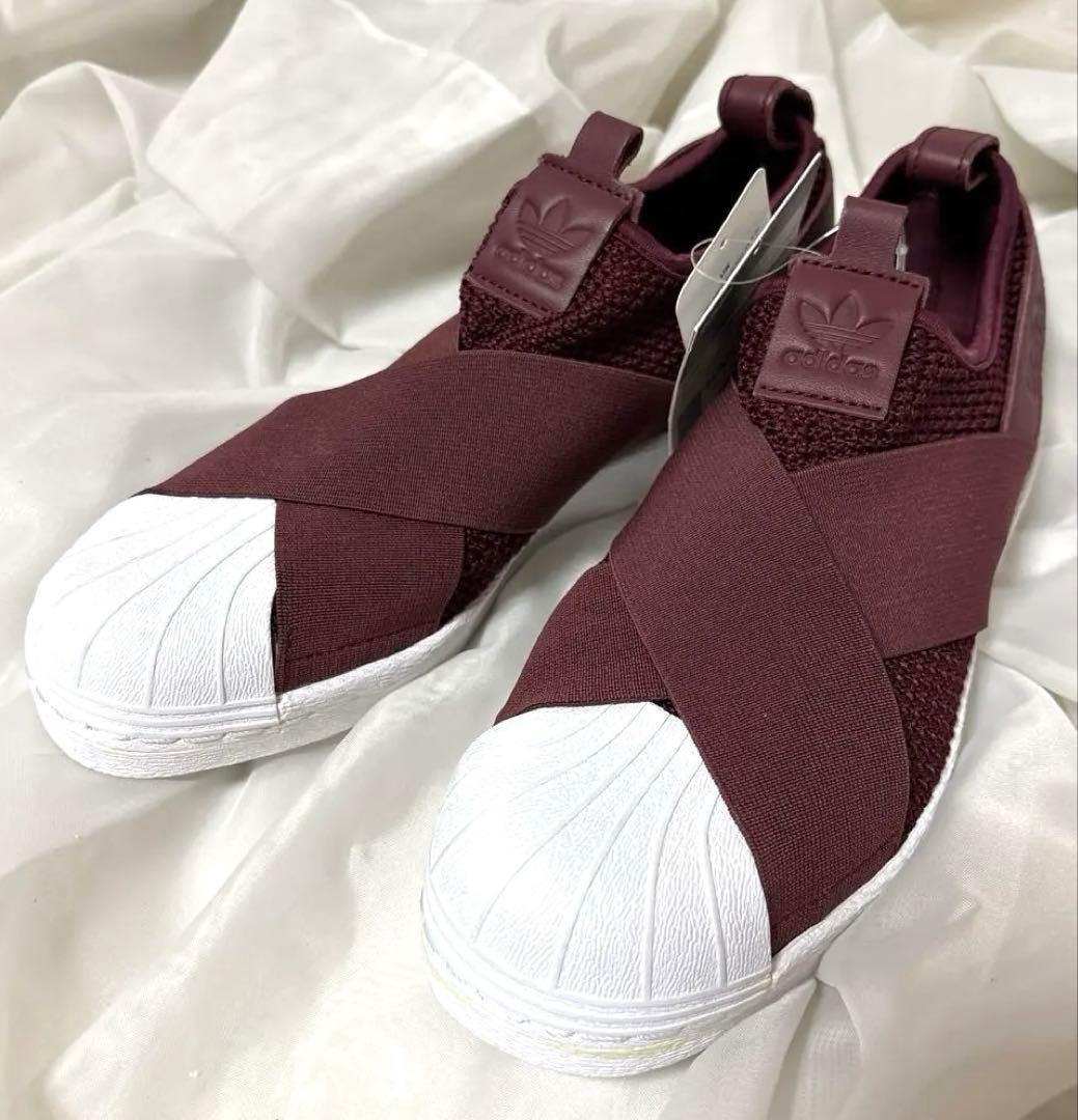 新品タグ付き！24.5センチadidas SS Slip OnWバーガンディ