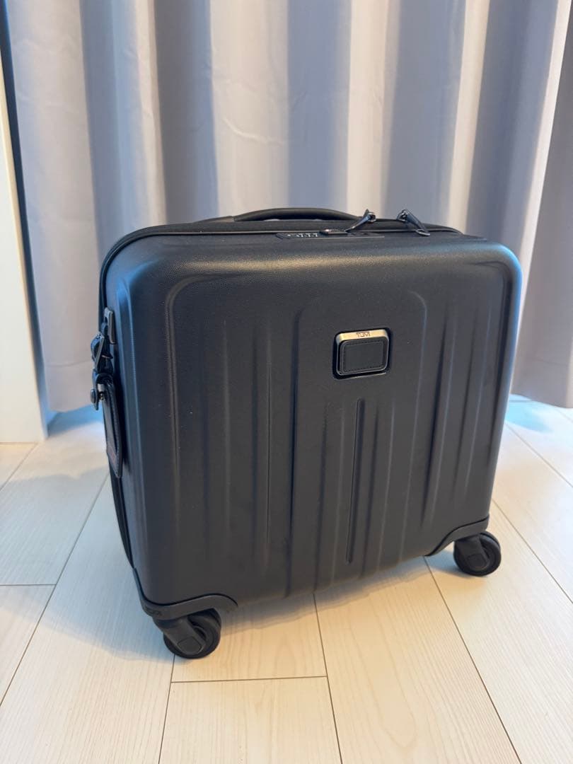 TUMI スーツケース コンパクト 4ウィール V4 ブラック 4輪