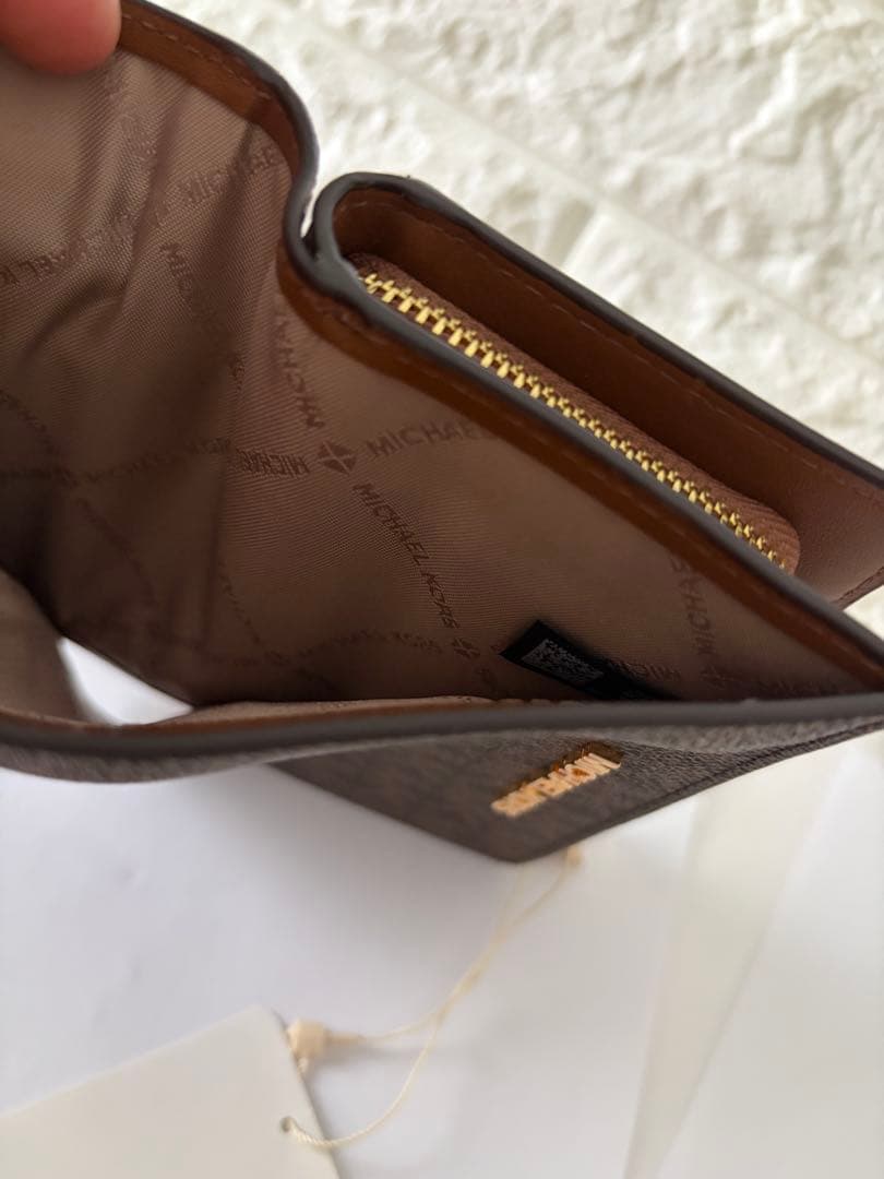 未使用 ⭐️ MICHAEL KORS マイケルコース 二つ折り財布 ブラウン