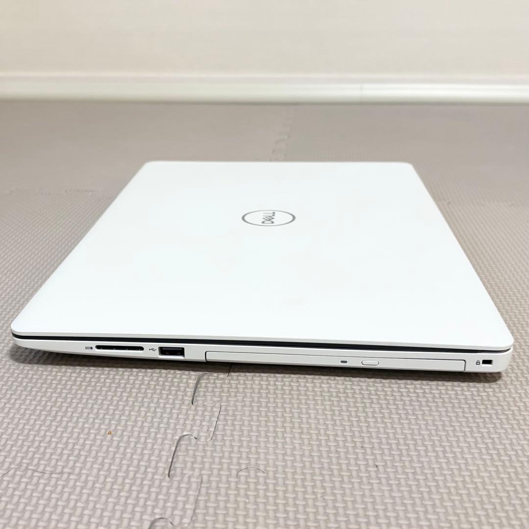 【バッテリー新品】Dell Inspiron 5570【i7/SSD+HDD】