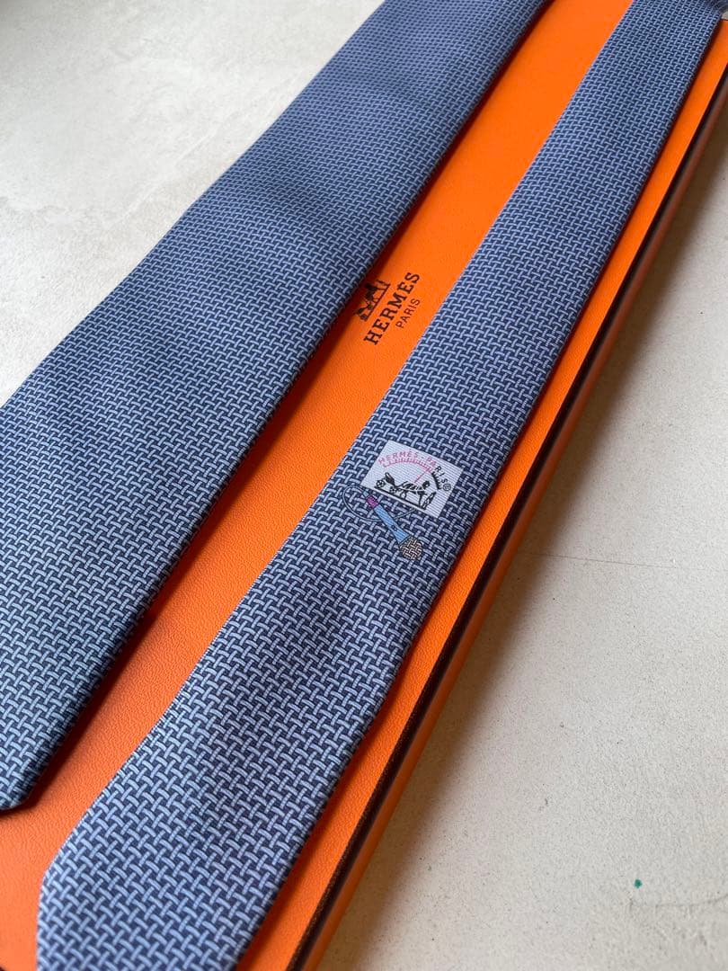 【極美品】HERMES ネイビー 幾何学模様 ネクタイ