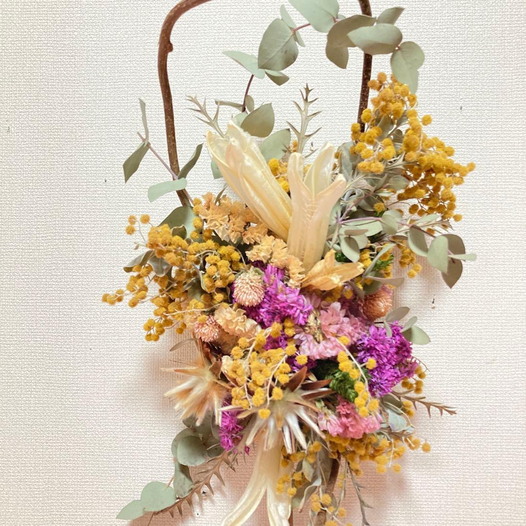 創作スワッグ　ミモザ＆高砂ユリ