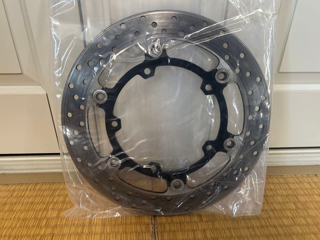 XSR900GP 純正ブレーキディスク