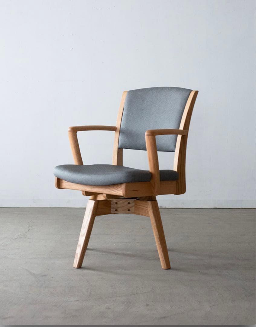 回転チェア　オーク材