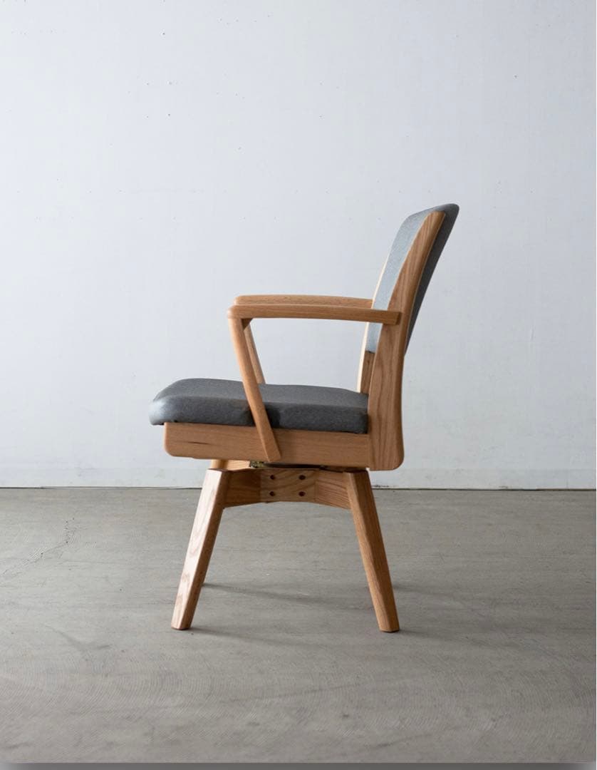 回転チェア　オーク材