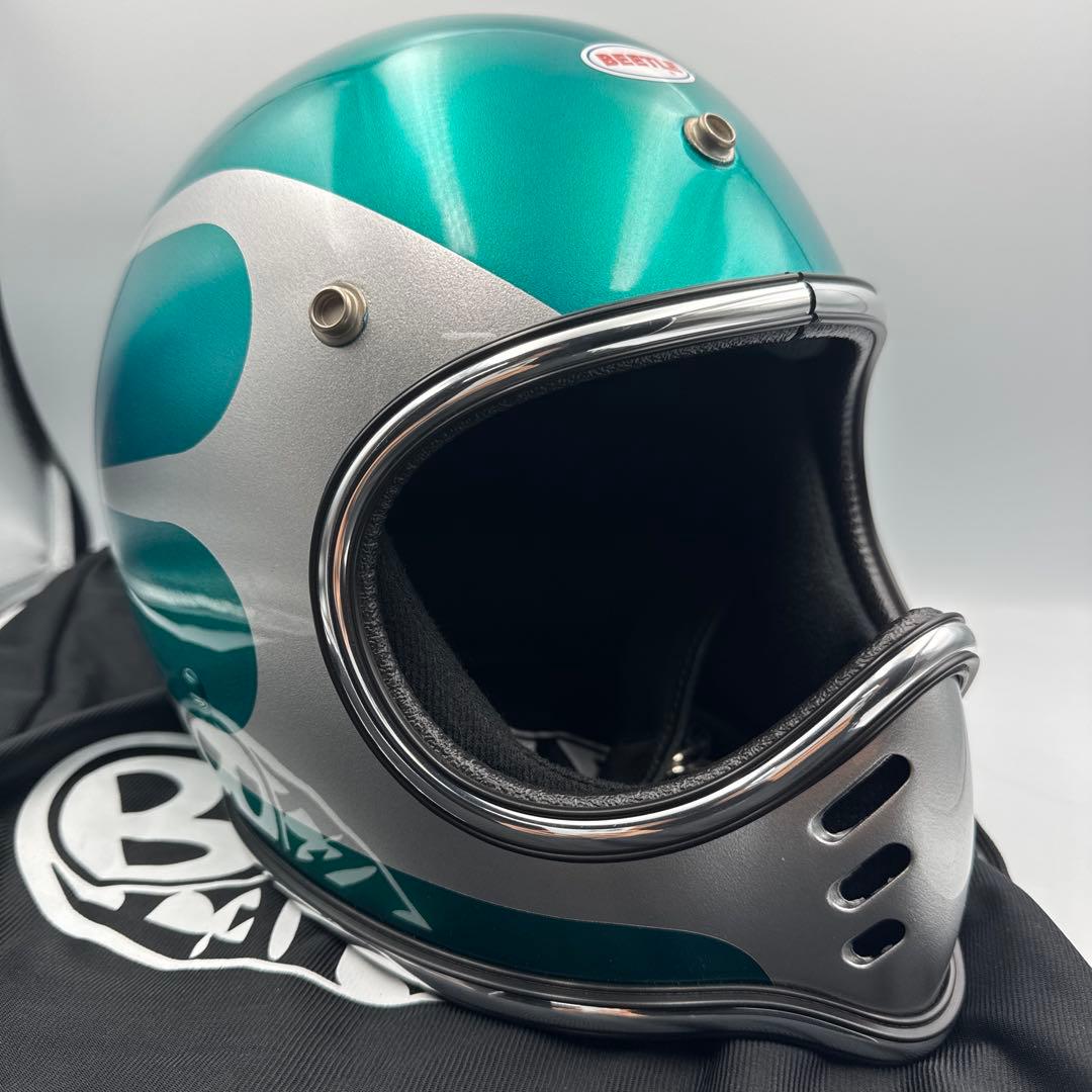 BEETLE ジェットヘルメット グリーン/シルバー