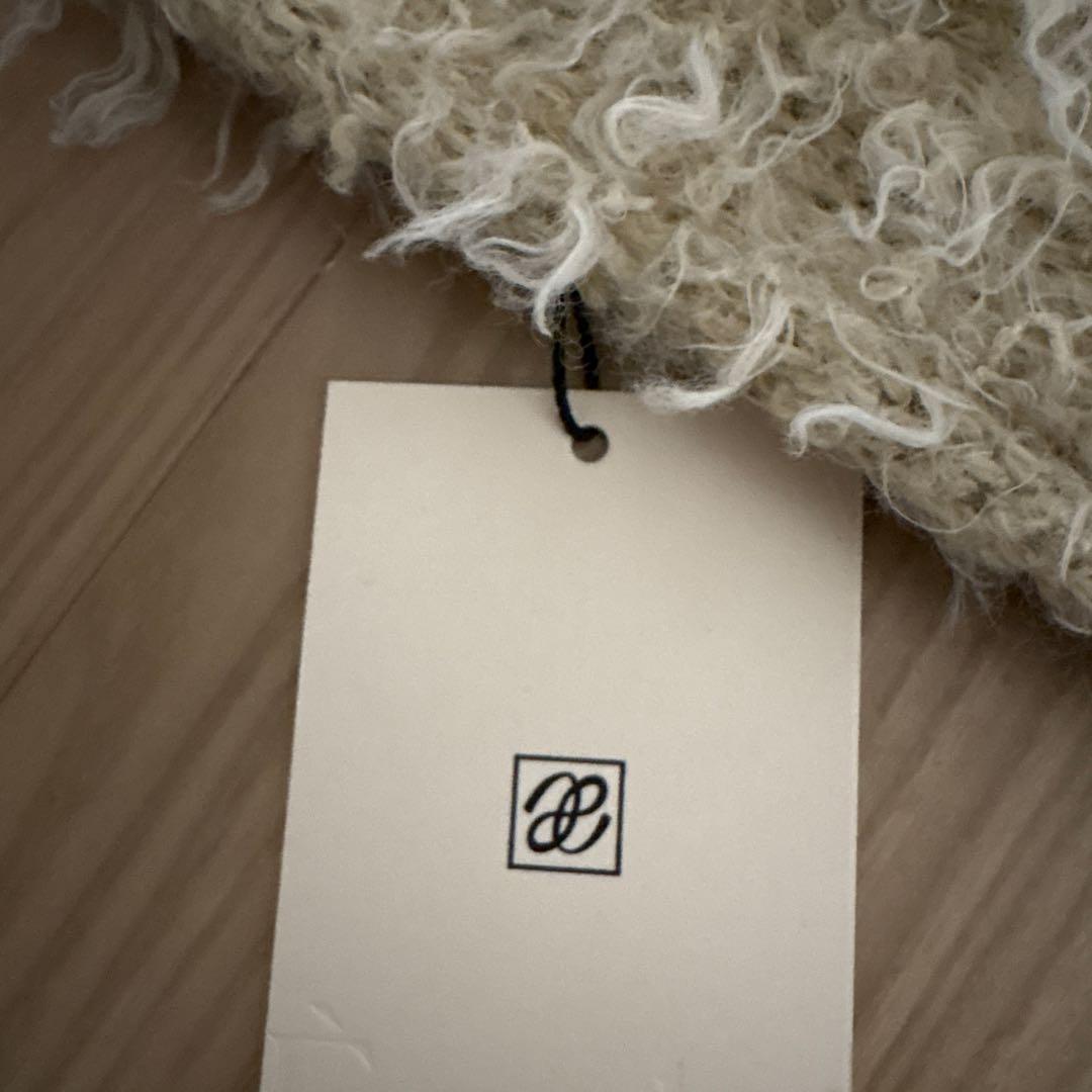 新品　Eaphi FLUFFY TIGHT SKIRT ベージュ