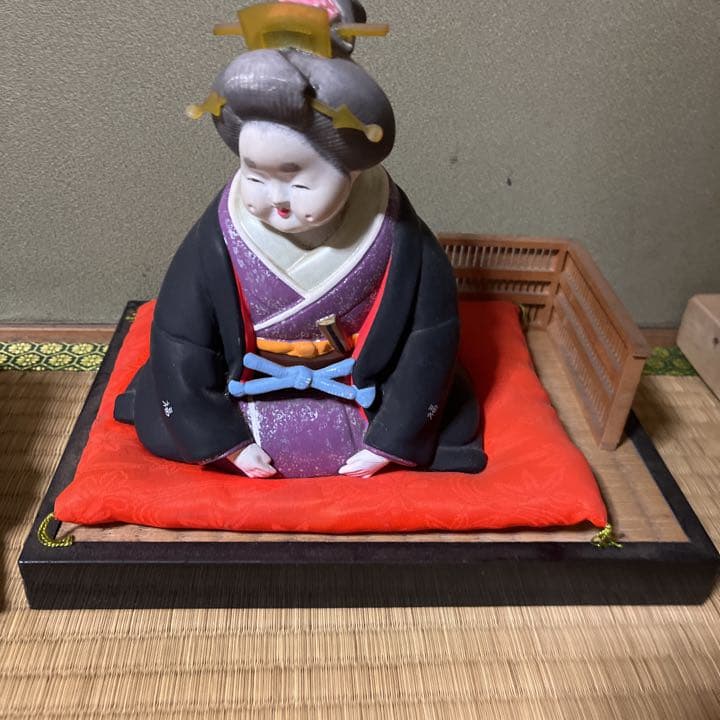 座布団付き　お福さん置物レトロ