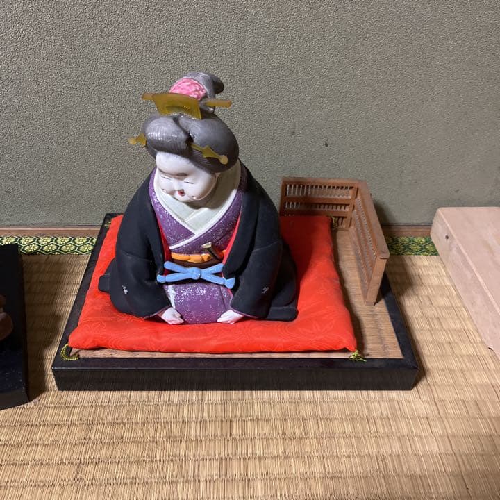 座布団付き　お福さん置物レトロ