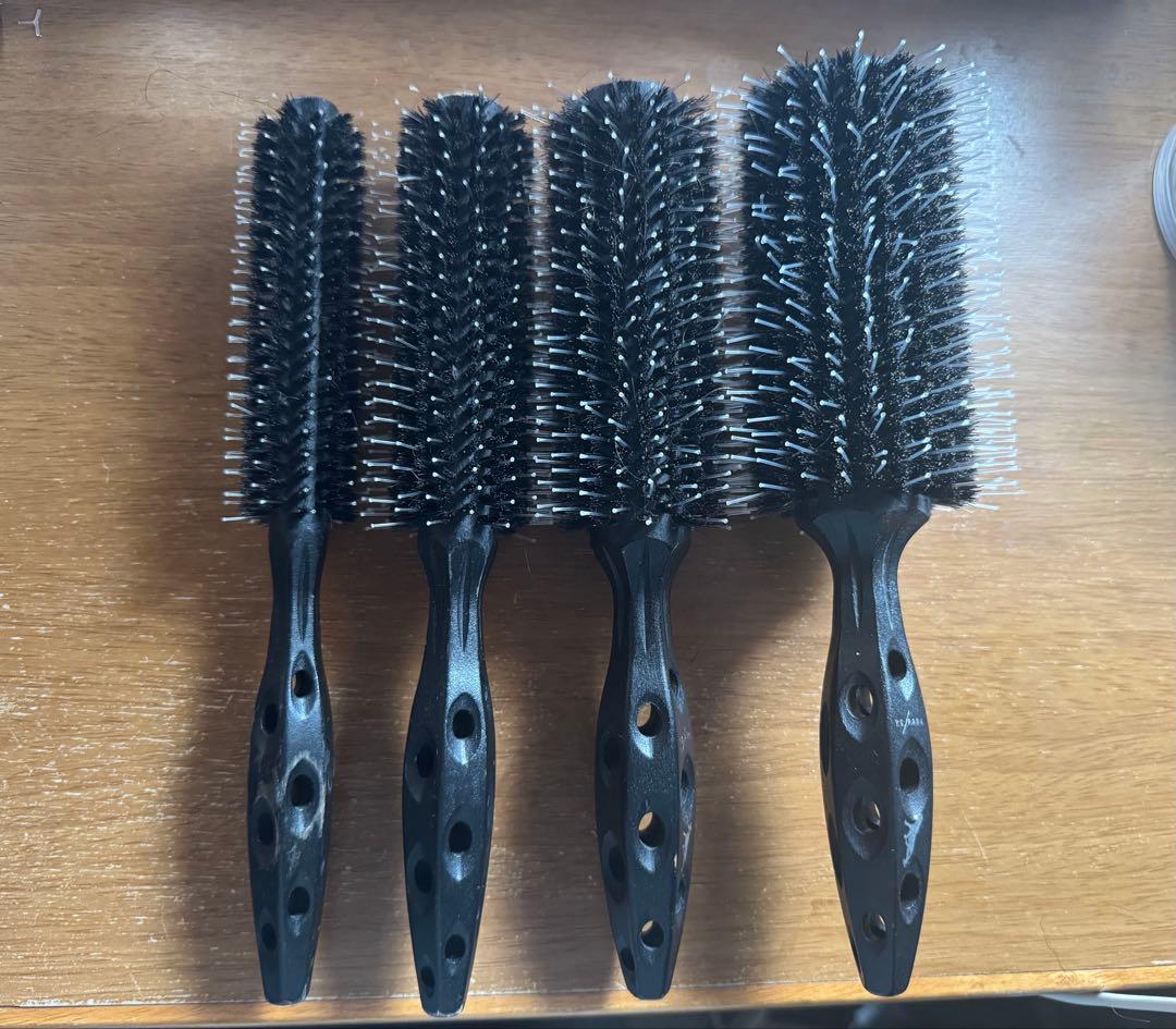 ちょこ様用Y.s park ロールブラシ 4本セット 黒