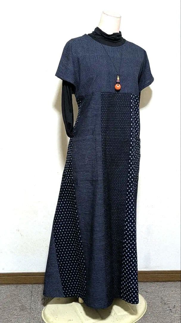 久留米　書生絣　雪ん子柄　藍染古布着物リメイクロングワンピース　　A 14