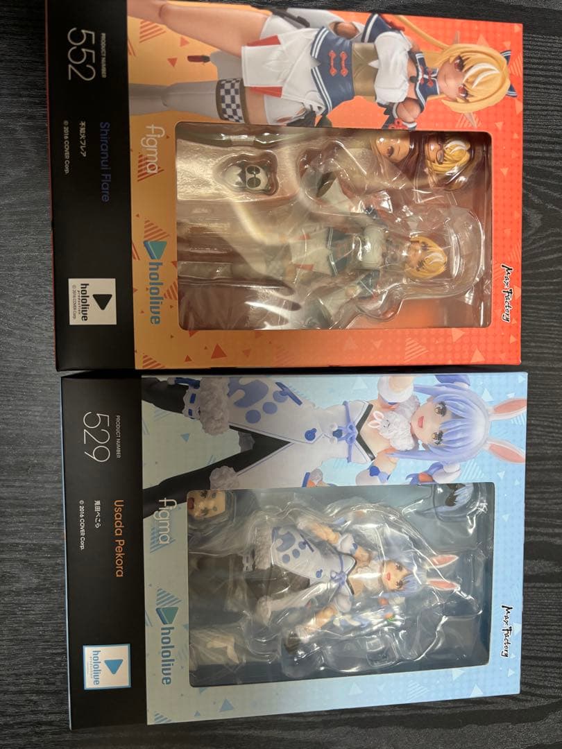 ホロライブ　フィギュア フレア、ぺこら　フィグマセット