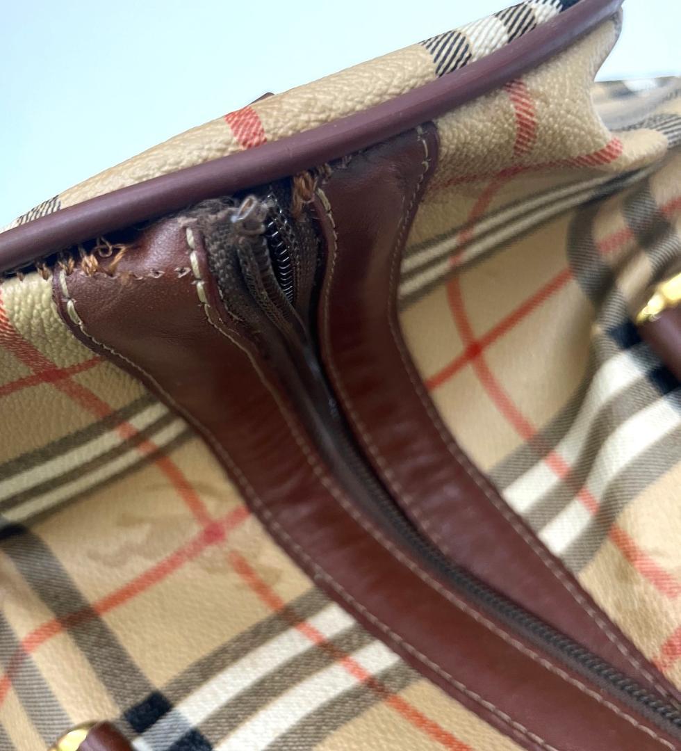 ★バーバリー　ボストンバッグ　W50×D40×H25