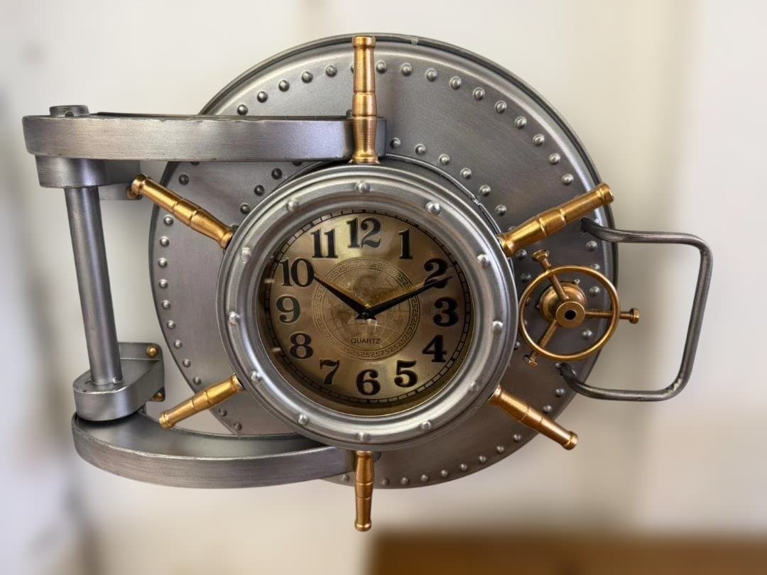 時計 壁掛け時計 掛時計 ウォールクロック インダストリアル ハッチ レトロ 扉