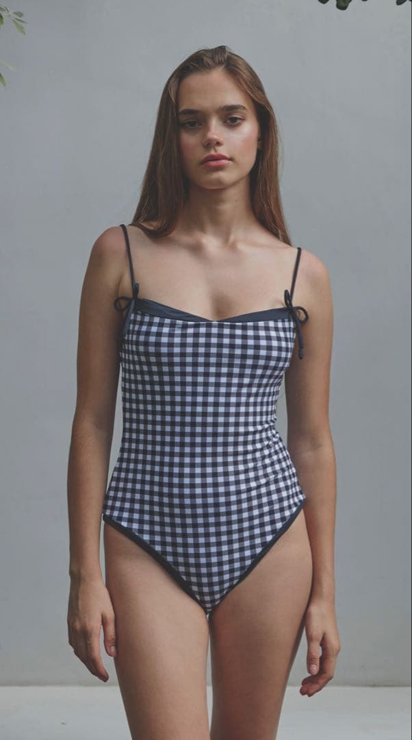 アリシアスタン　ALEXIASTAM ビキニ